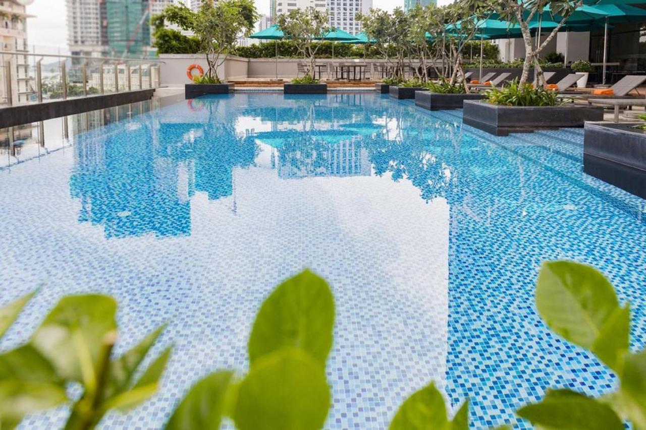 Parama Apartments Balcony Beachfront Nha Trang Bagian luar foto