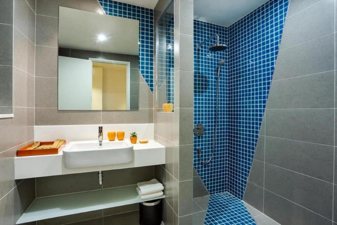 Parama Apartments Balcony Beachfront Nha Trang Bagian luar foto