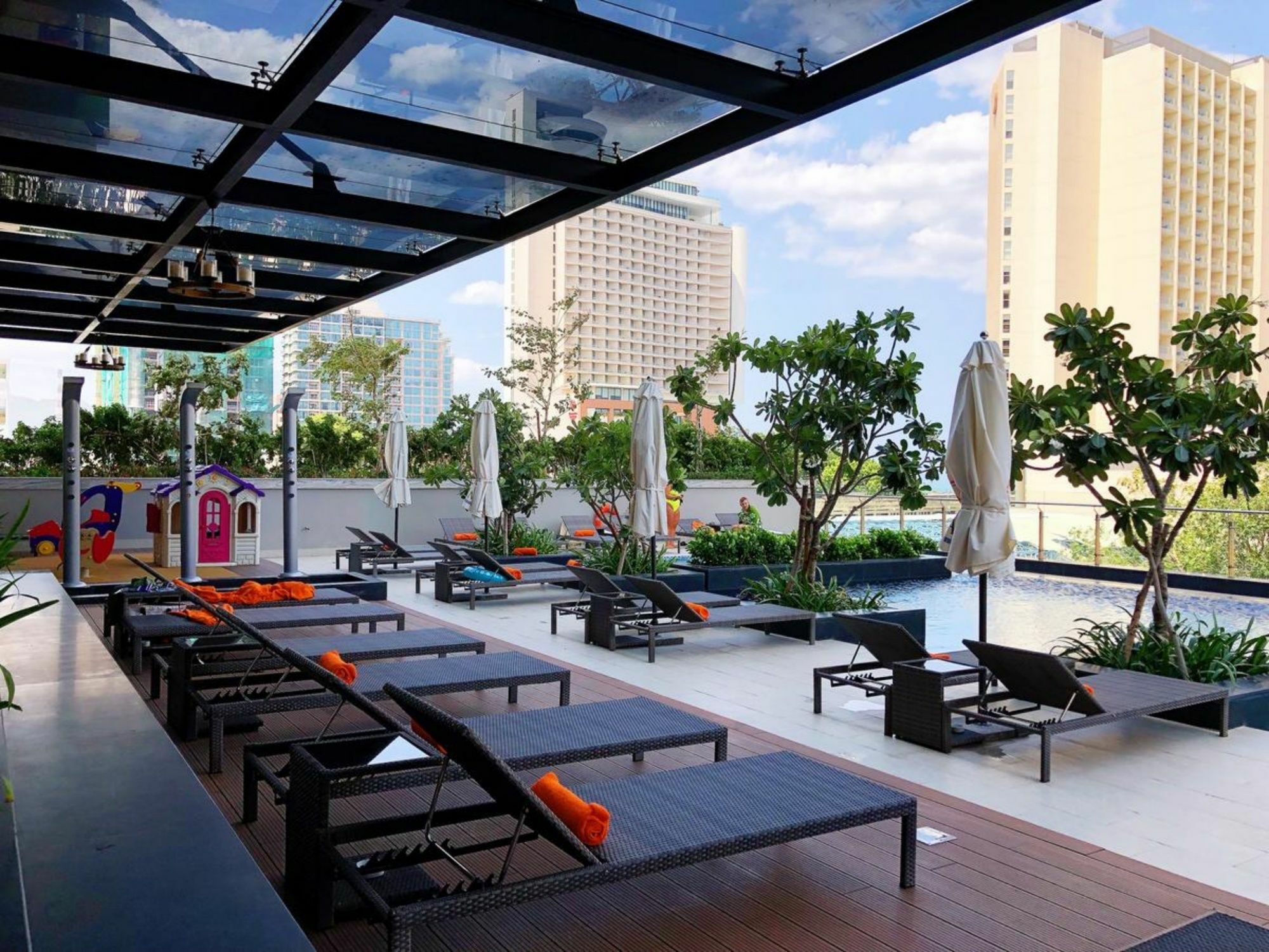 Parama Apartments Balcony Beachfront Nha Trang Bagian luar foto